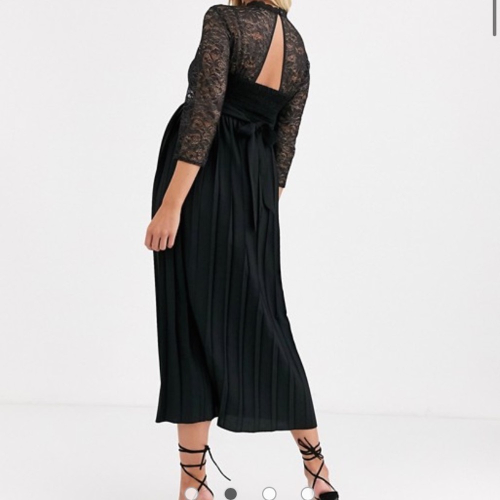 Beautiful maternity dress by Little Mistress